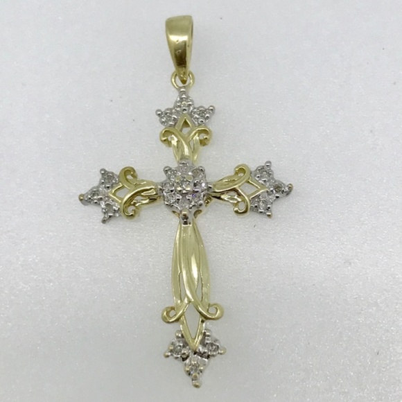 Jewelry - .18 ctw real diamond cross, 10 kt yellow gold